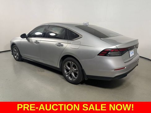 Used 2024 Honda Accord EX image 5