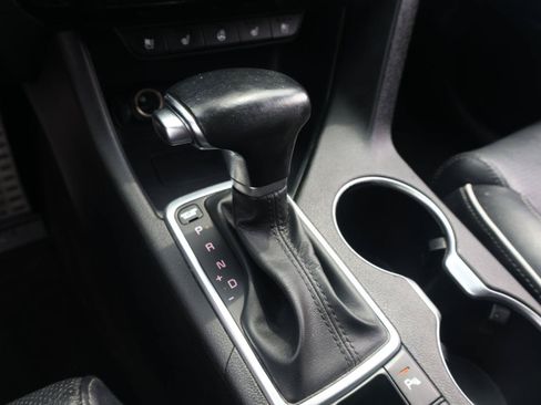 Used 2020 Kia Sportage SX FWD image 12