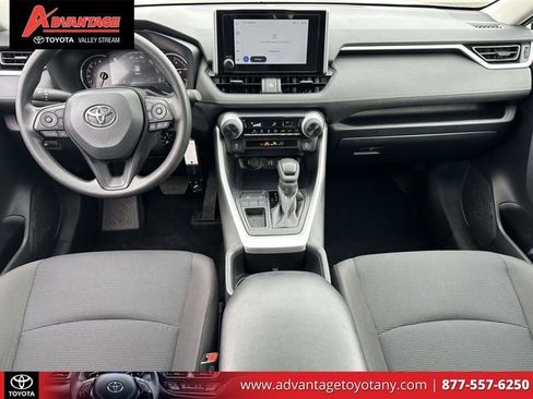 Used 2025 Toyota RAV4 LE FWD image 18