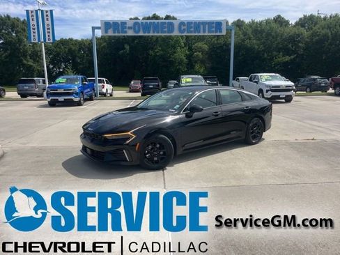 Used 2025 Kia K5 LXS FWD image 1