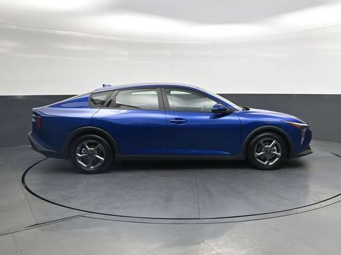 Used 2025 Kia K4 FWD image 3