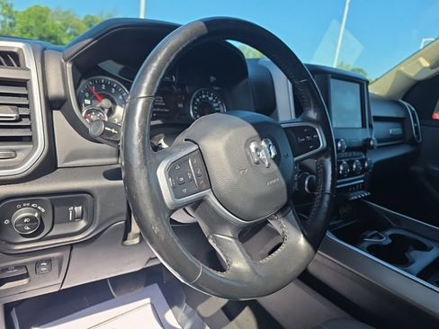 Used 2020 RAM 1500 Big Horn AWD/4WD image 9