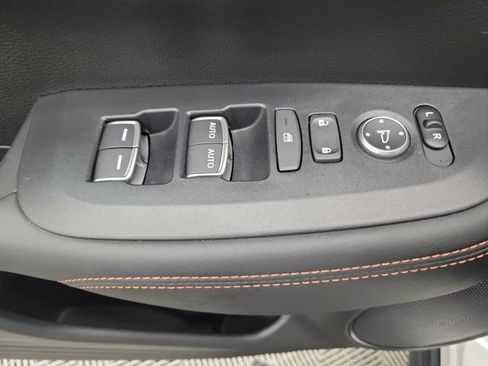 Used 2025 Honda HR-V Sport image 21
