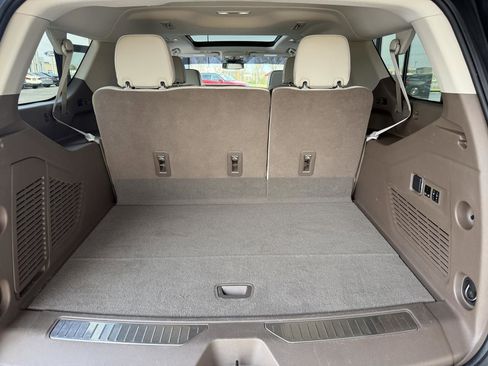 Used 2024 GMC Yukon XL Denali image 47