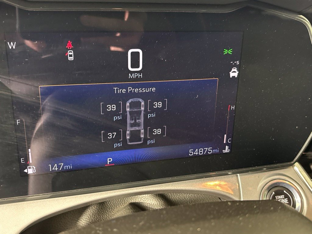 Used 2025 Chevrolet Trax LT w/ LT Convenience Package FWD image 31