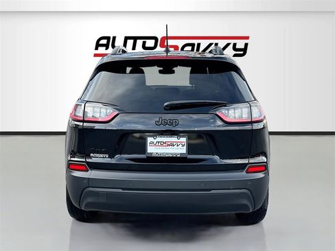 Used 2023 Jeep Cherokee Altitude Lux image 6
