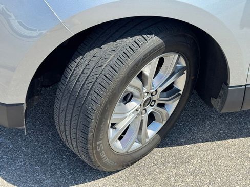Used 2023 Ford Edge Titanium AWD/4WD image 42