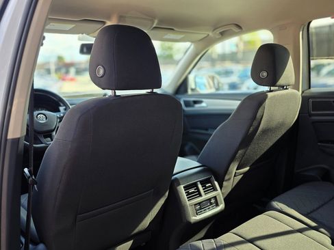 Used 2018 Volkswagen Atlas S image 27