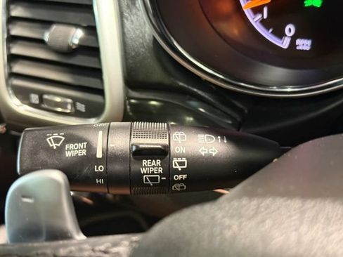 Used 2015 Jeep Grand Cherokee High Altitude RWD image 16