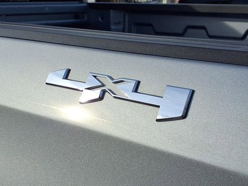 Certified 2024 GMC Sierra 1500 SLT w/ SLT Premium Package image 33