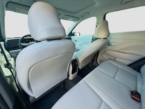 Used 2024 Hyundai Kona Limited image 26