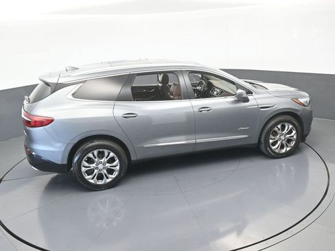 Used 2018 Buick Enclave Avenir w/ Avenir Technology Package image 57