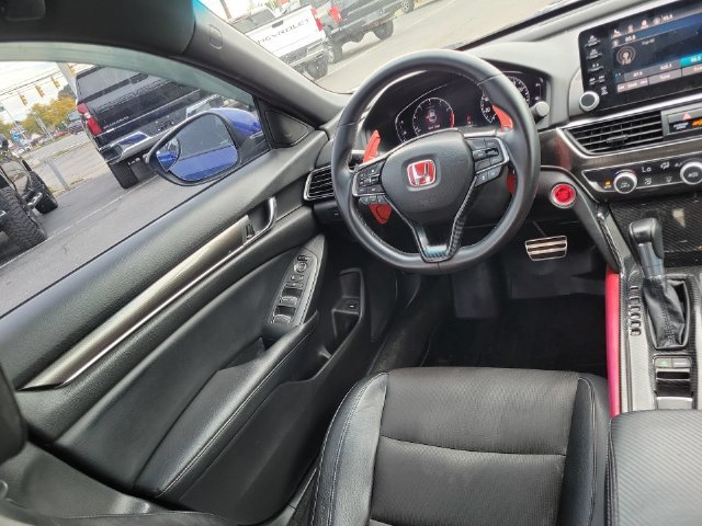 Used 2018 Honda Accord Sport image 15