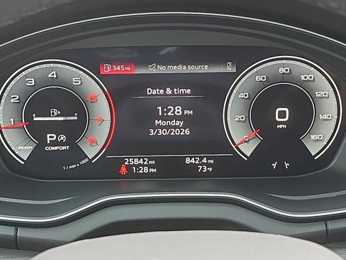 Certified 2025 Audi Q5 2.0T Premium w/ Convenience Plus Package image 17