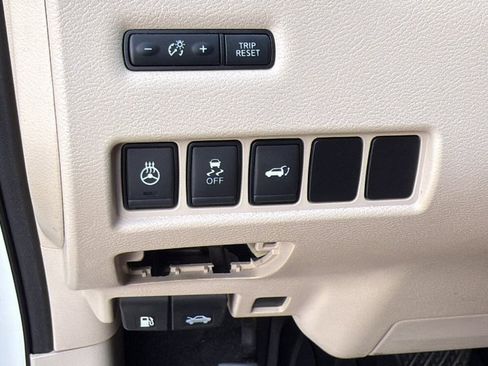 Used 2019 Nissan Murano SL w/ Cargo Package image 30