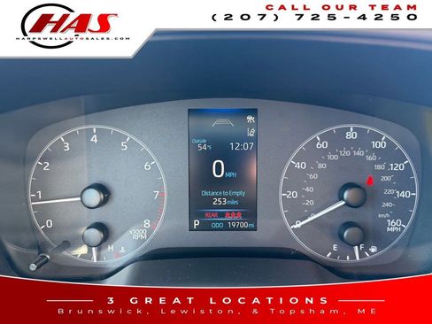 Used 2024 Toyota Corolla LE image 16