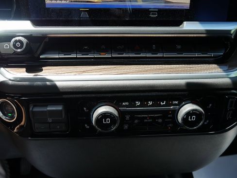 New 2026 Chevrolet Silverado 1500 LT image 17