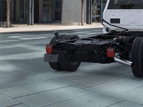 New 2025 Ford F550 4x4 Regular Cab Super Duty w/ Snow Plow Prep Package image 21