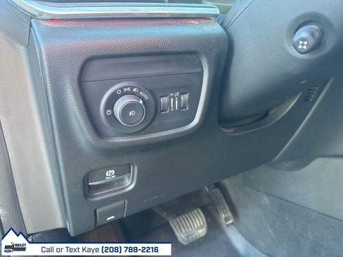 Used 2021 Jeep Grand Cherokee L Overland w/ Luxury Tech Group IV image 16