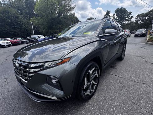 Used 2022 Hyundai Tucson Limited w/ Cargo Package AWD/4WD image 3