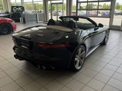 Used 2014 Jaguar F-TYPE S RWD image 11