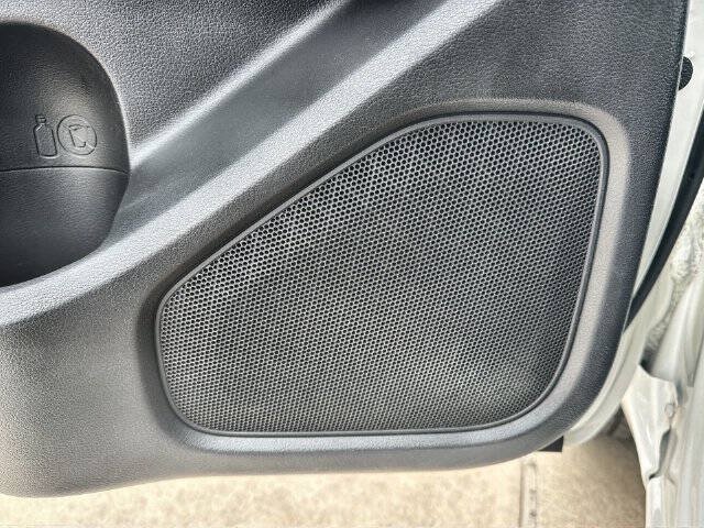 Used 2022 Nissan Frontier SV RWD image 22