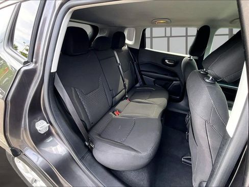 Used 2020 Jeep Compass Sport FWD image 28