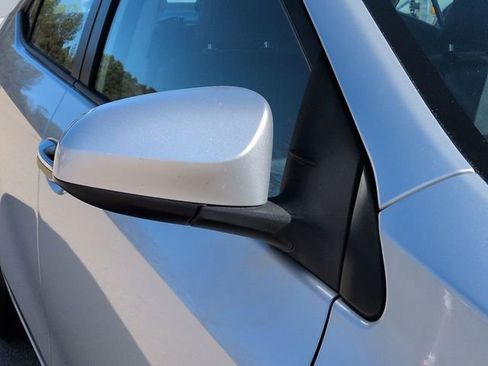 Used 2018 Toyota Corolla XLE image 13