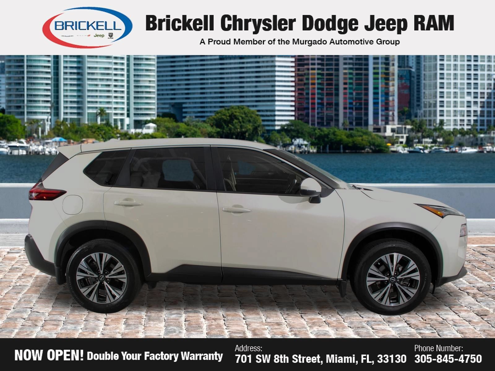 Used 2022 Nissan Rogue SV FWD image 3