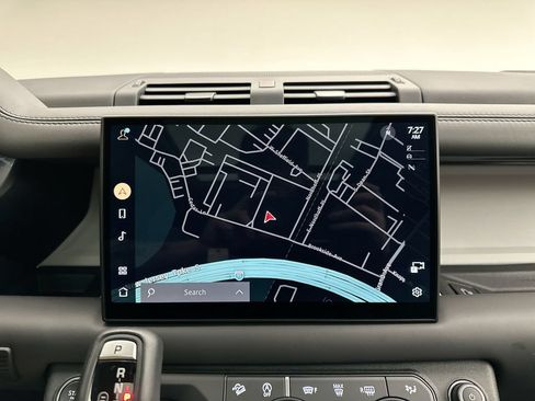 Certified 2025 Land Rover Defender 110 S AWD/4WD image 29