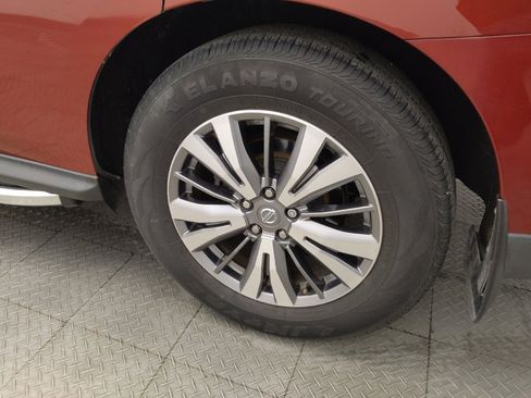 Used 2020 Nissan Pathfinder SL w/ Cargo Package FWD image 31
