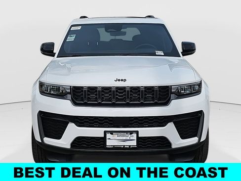 New 2026 Jeep Grand Cherokee Altitude AWD/4WD image 8