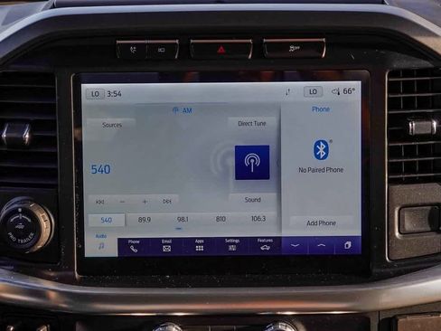 Used 2022 Ford F150 Lariat image 14