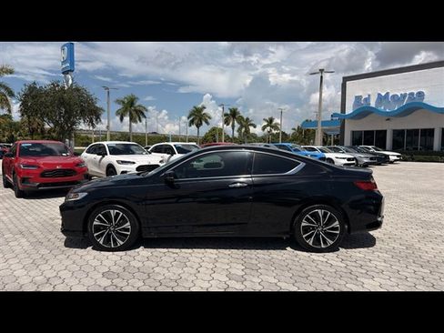 Certified 2017 Honda Accord EX-L image 3