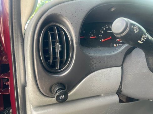 Used 2006 Ford E-150 and Econoline 150 Wagon image 54