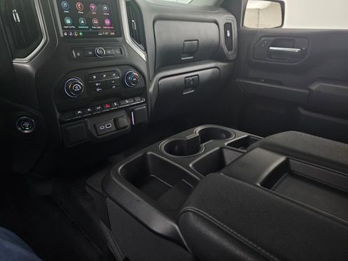 Used 2024 Chevrolet Silverado 1500 Custom Trail Boss image 25