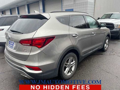 Used 2017 Hyundai Santa Fe Sport image 3