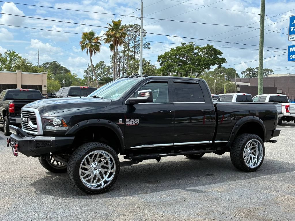 Used 2018 RAM 2500 Limited AWD/4WD image 2