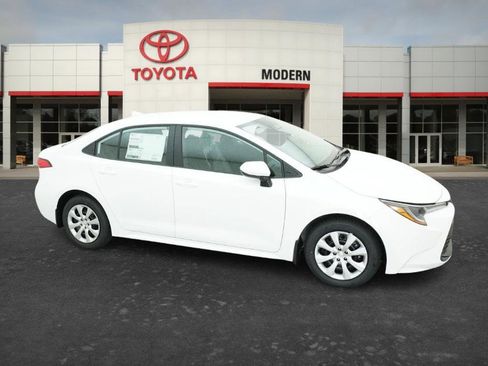 New 2026 Toyota Corolla LE image 5