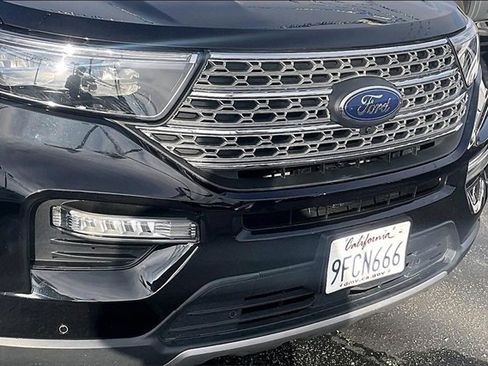 Certified 2022 Ford Explorer Limited w/ Hybrid Equipment Group 310A image 28