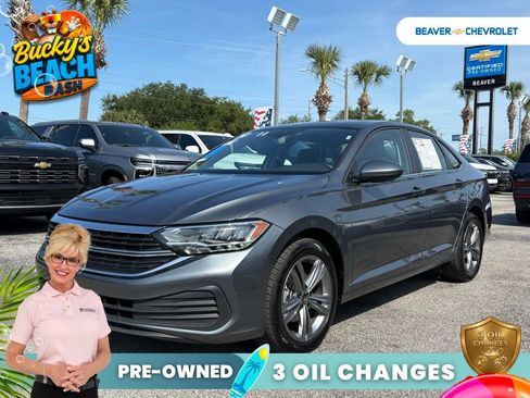 Used 2024 Volkswagen Jetta SE FWD image 1