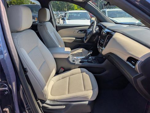 Used 2023 Chevrolet Traverse LS AWD/4WD image 11