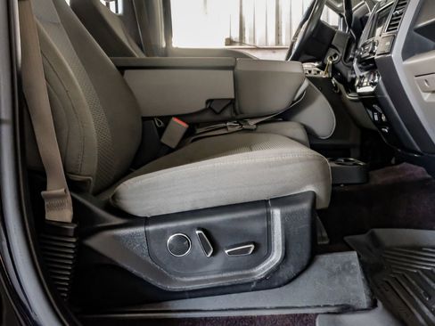 Used 2016 Ford F150 XLT w/ Equipment Group 302A Luxury image 32