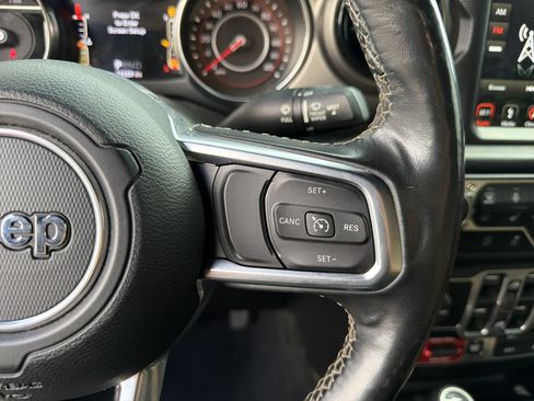 Used 2019 Jeep Wrangler Unlimited Rubicon AWD/4WD image 31