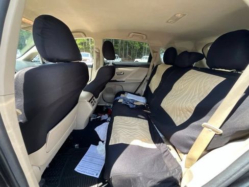 Used 2010 Toyota Venza FWD image 29