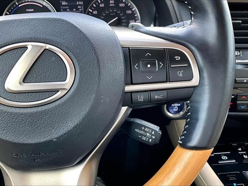 Used 2022 Lexus RX 450hL AWD w/ Premium Package image 25