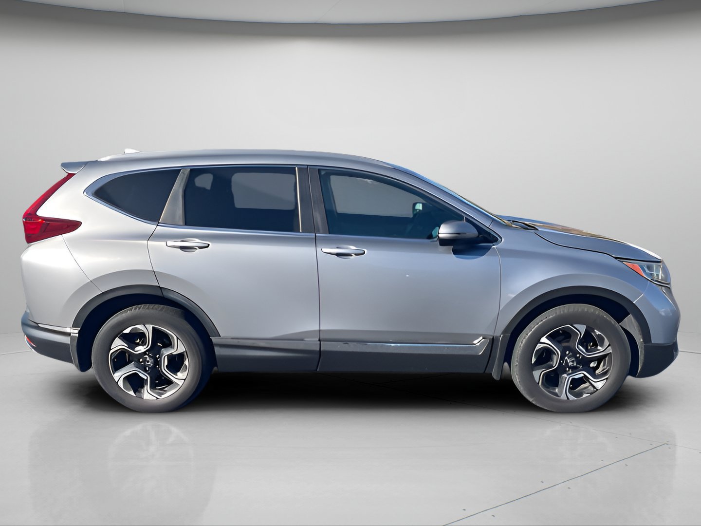 Used 2017 Honda CR-V Touring image 6