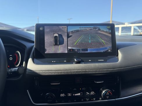 Used 2026 Nissan Rogue Platinum w/ Platinum Premium Package image 28