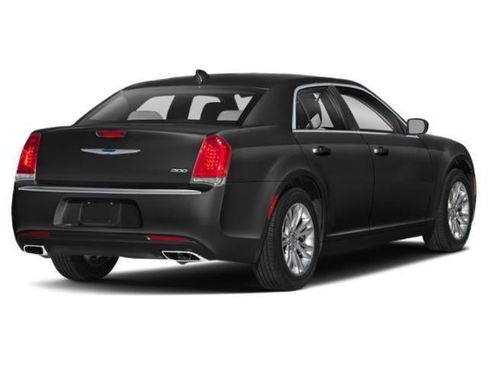 Used 2022 Chrysler 300 Touring w/ Sport Appearance Package image 3