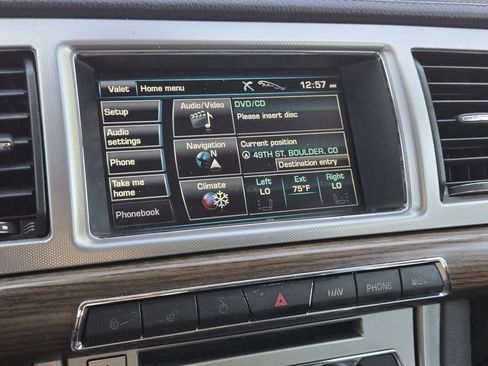 Used 2013 Jaguar XF RWD image 11